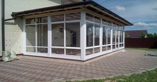 Остекление веранды Мценск, цена от 9831 руб.